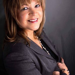 Meet your Posher, Lori